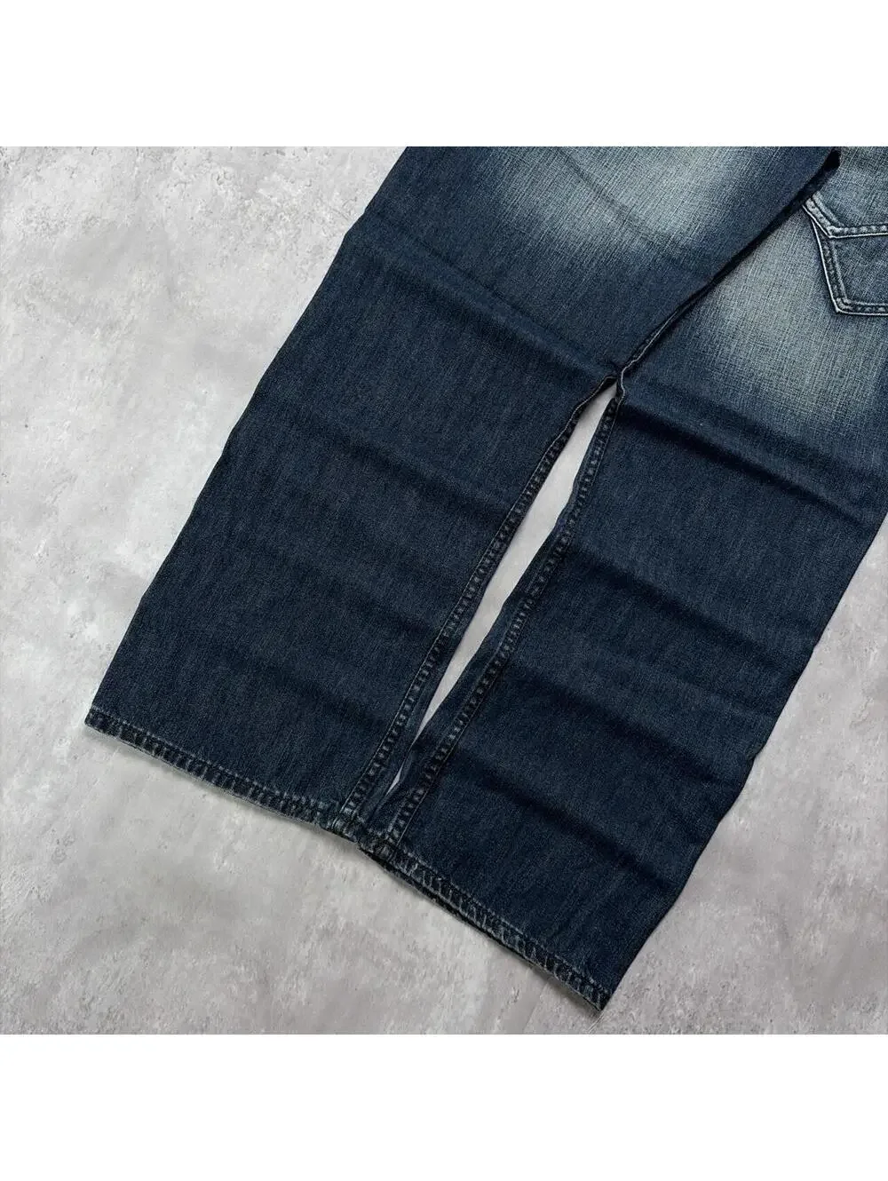 Y2K Dark Wash Rocawear Grunge Gothic Baggy Skater Denim Jeans